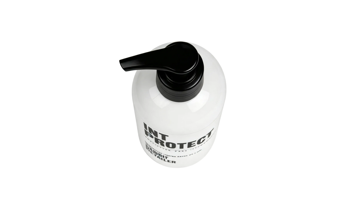 INT PROTECT 250ml Crema protectora de plasticos y piel